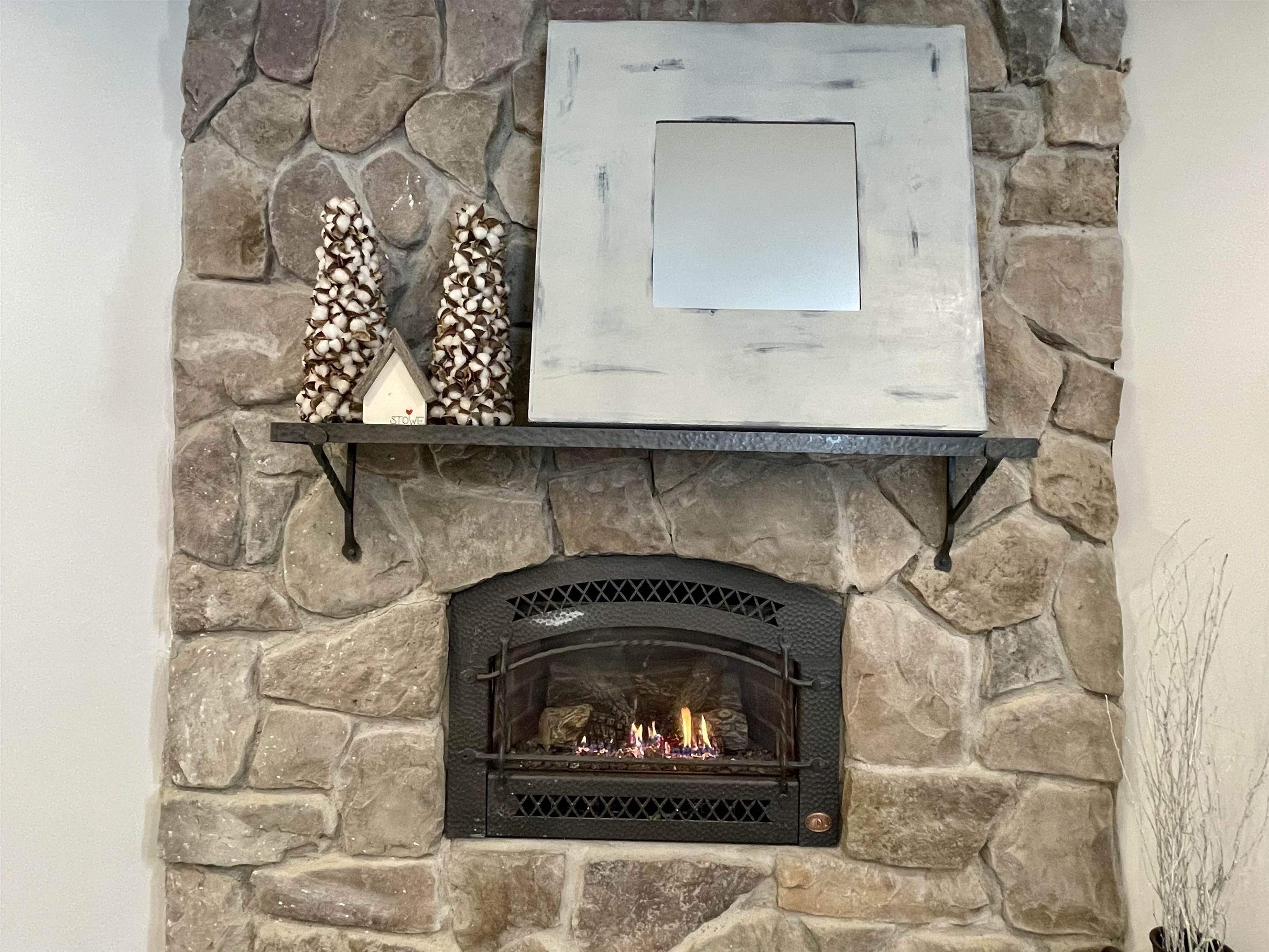 1457 Mountain Road Unit: 5