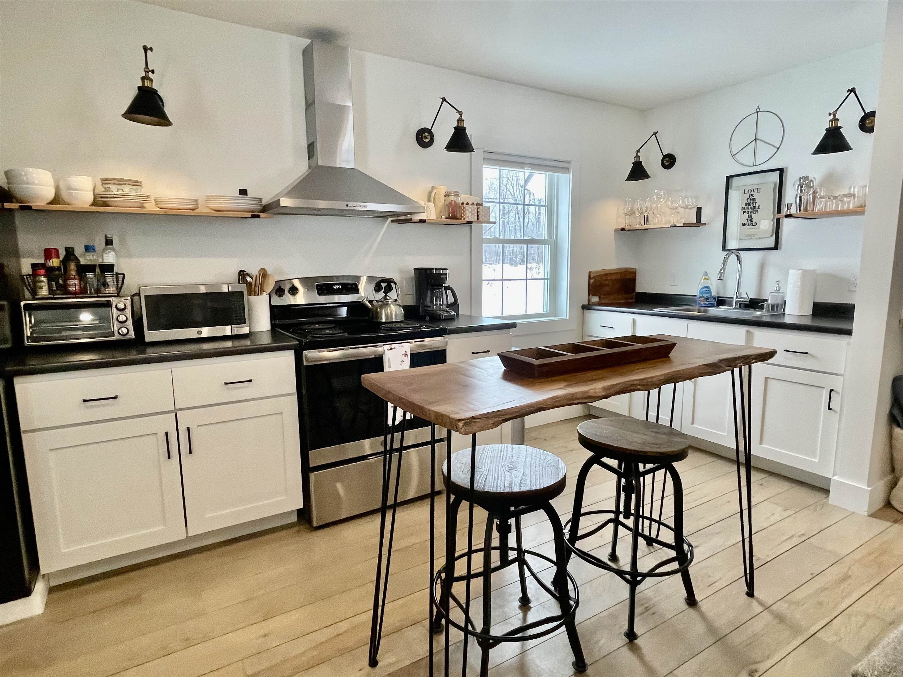 1457 Mountain Road Unit: 5