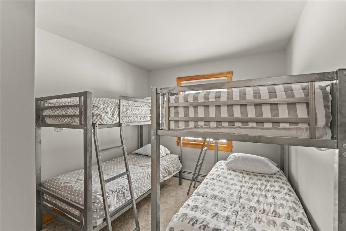 187 Lower Moulton Lane