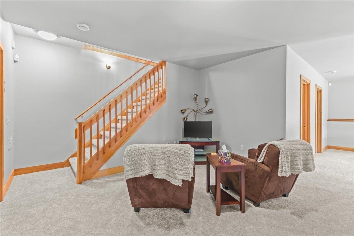 187 Lower Moulton Lane