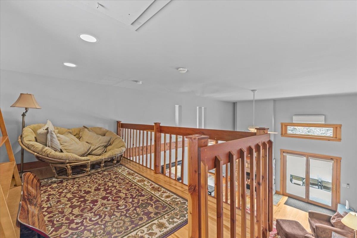 187 Lower Moulton Lane