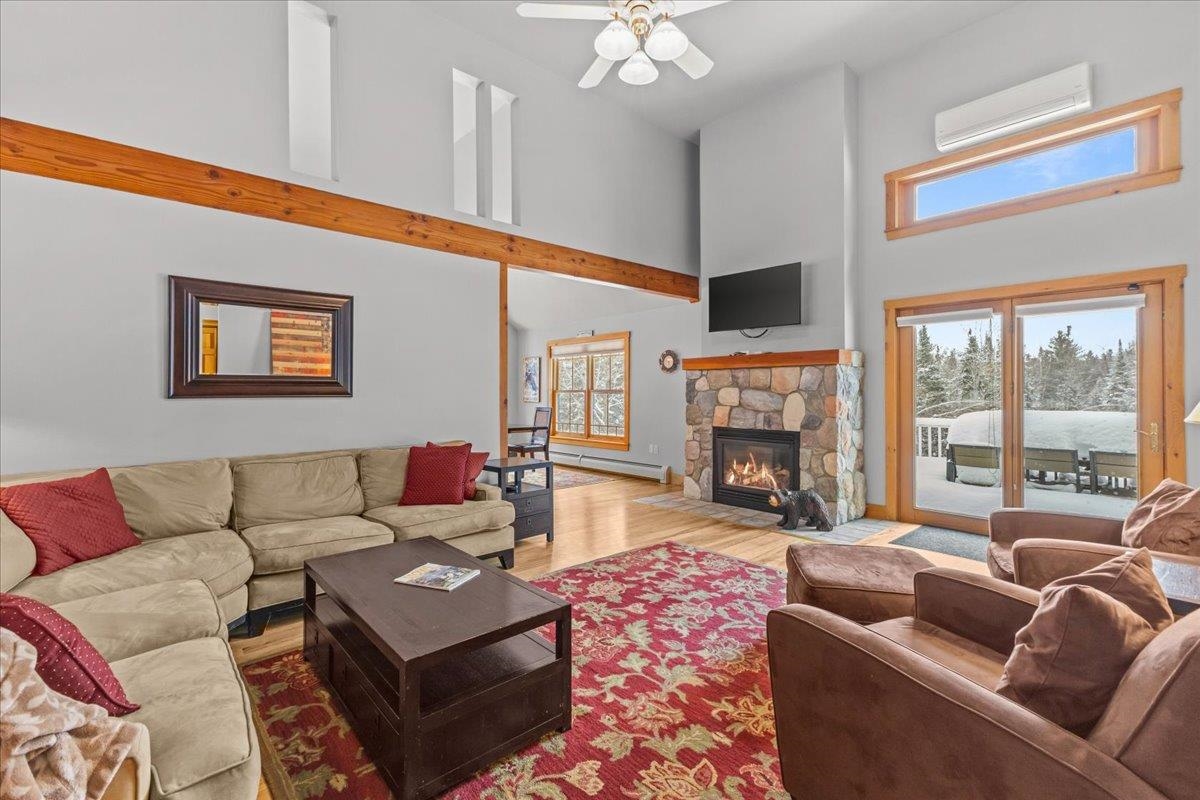 187 Lower Moulton Lane