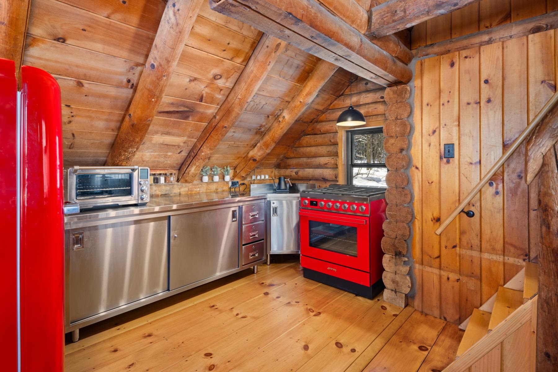 4200 Elmore Mountain Road