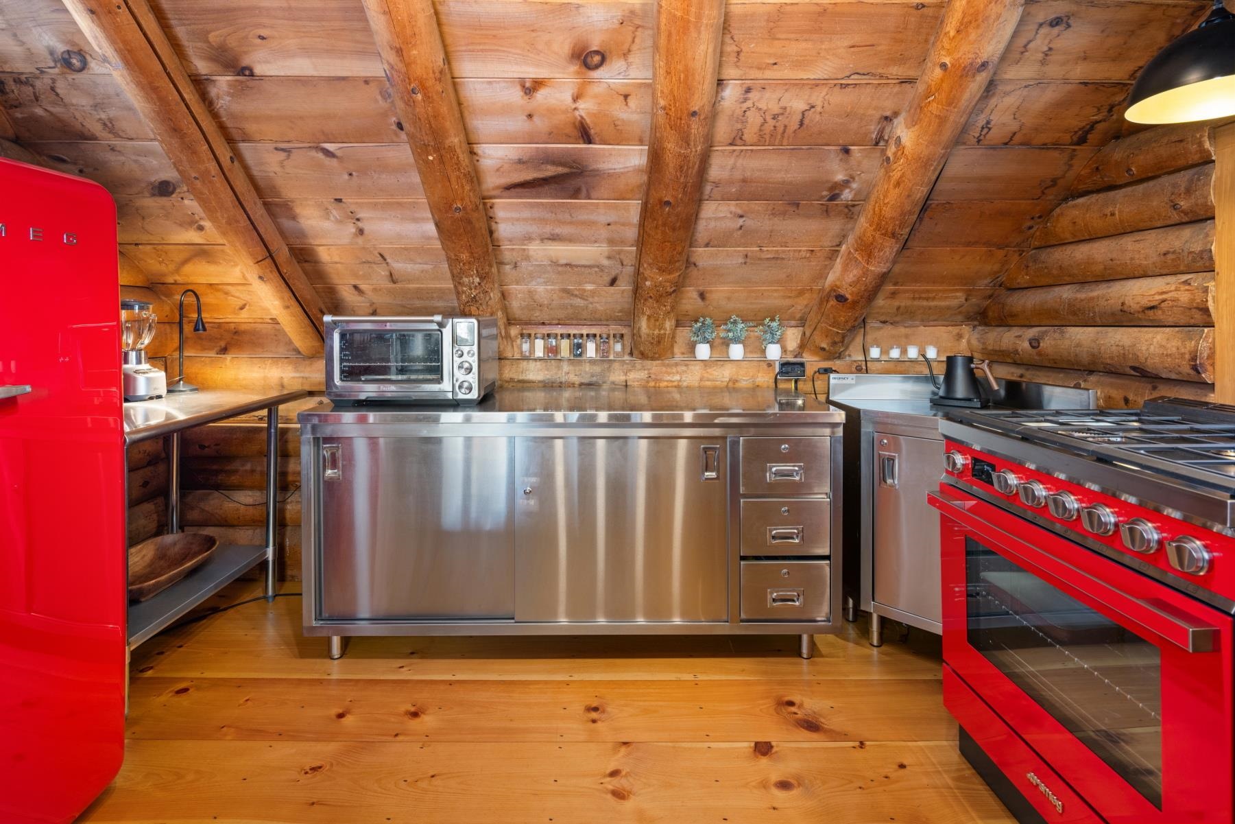 4200 Elmore Mountain Road