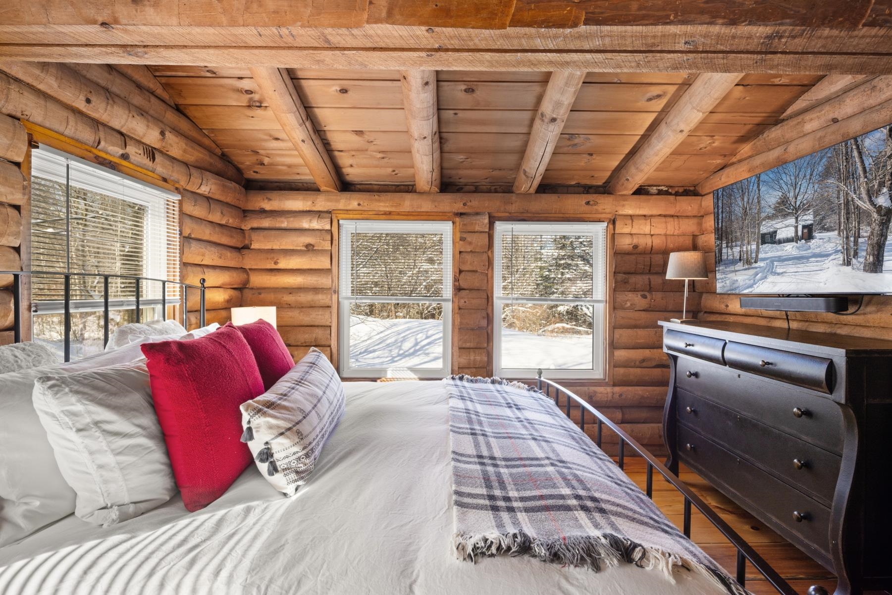 4200 Elmore Mountain Road