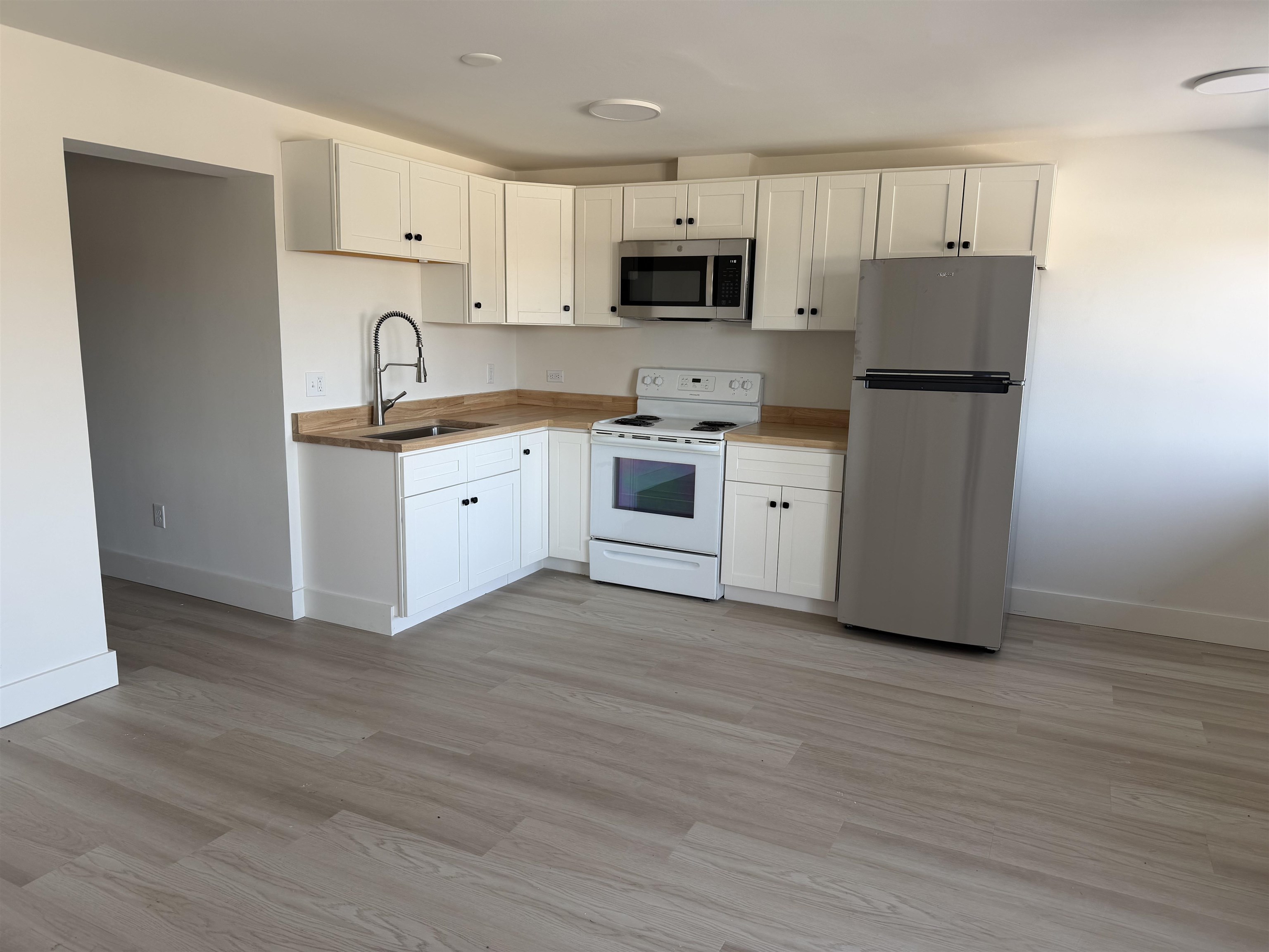 473 Maple Street Unit: 3