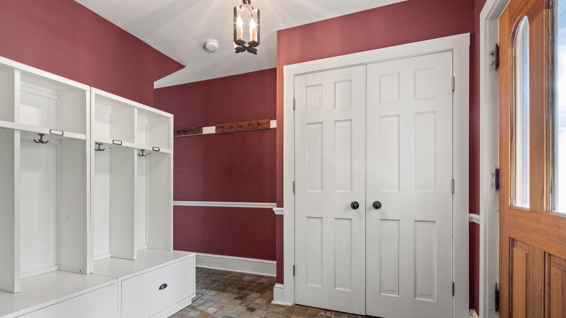 4 Highland Avenue
