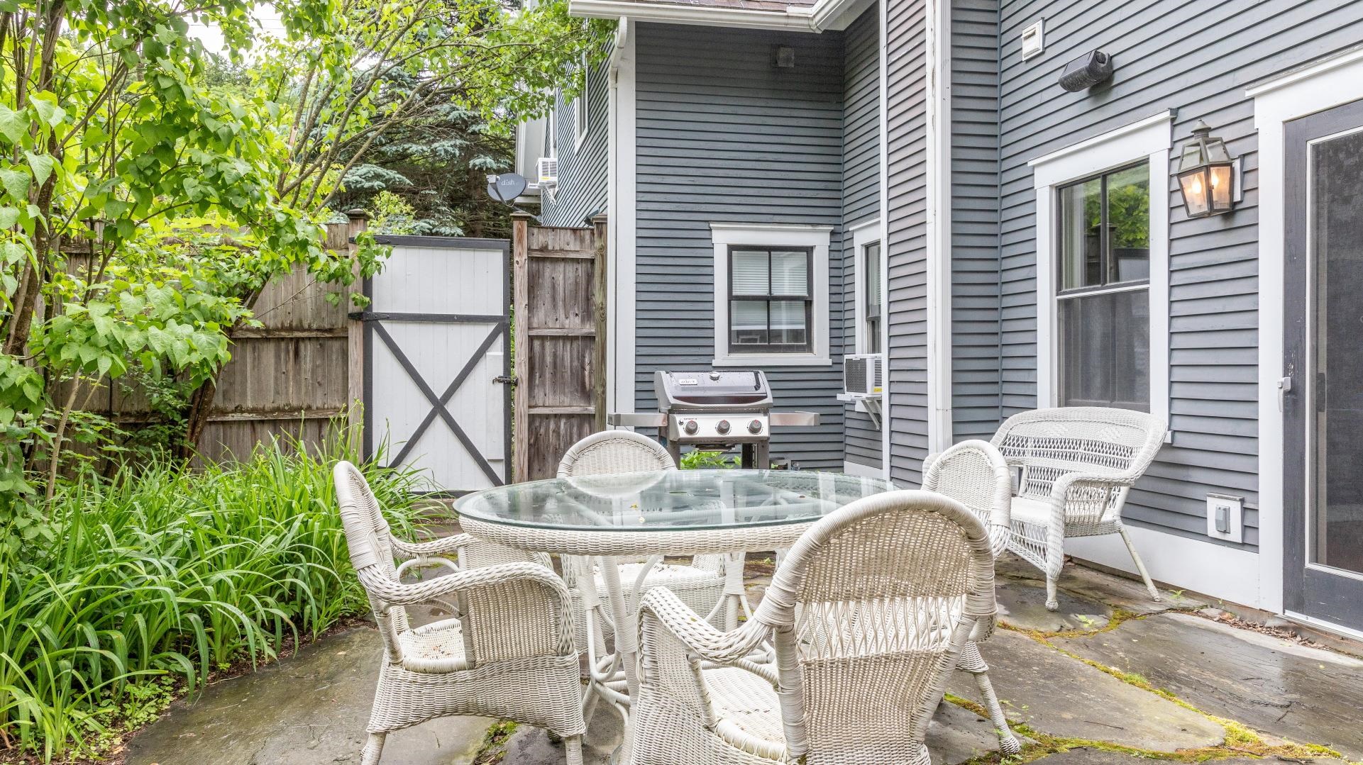4 Highland Avenue