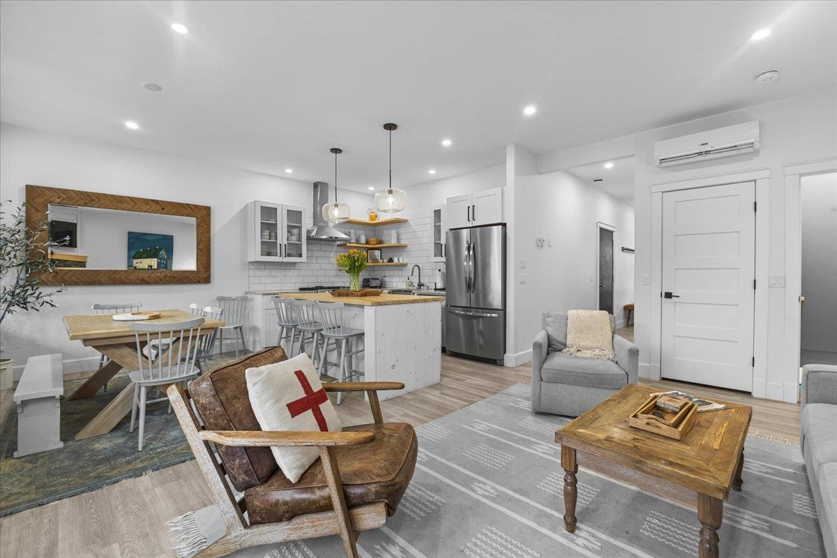 98 Hill Street Unit: #5