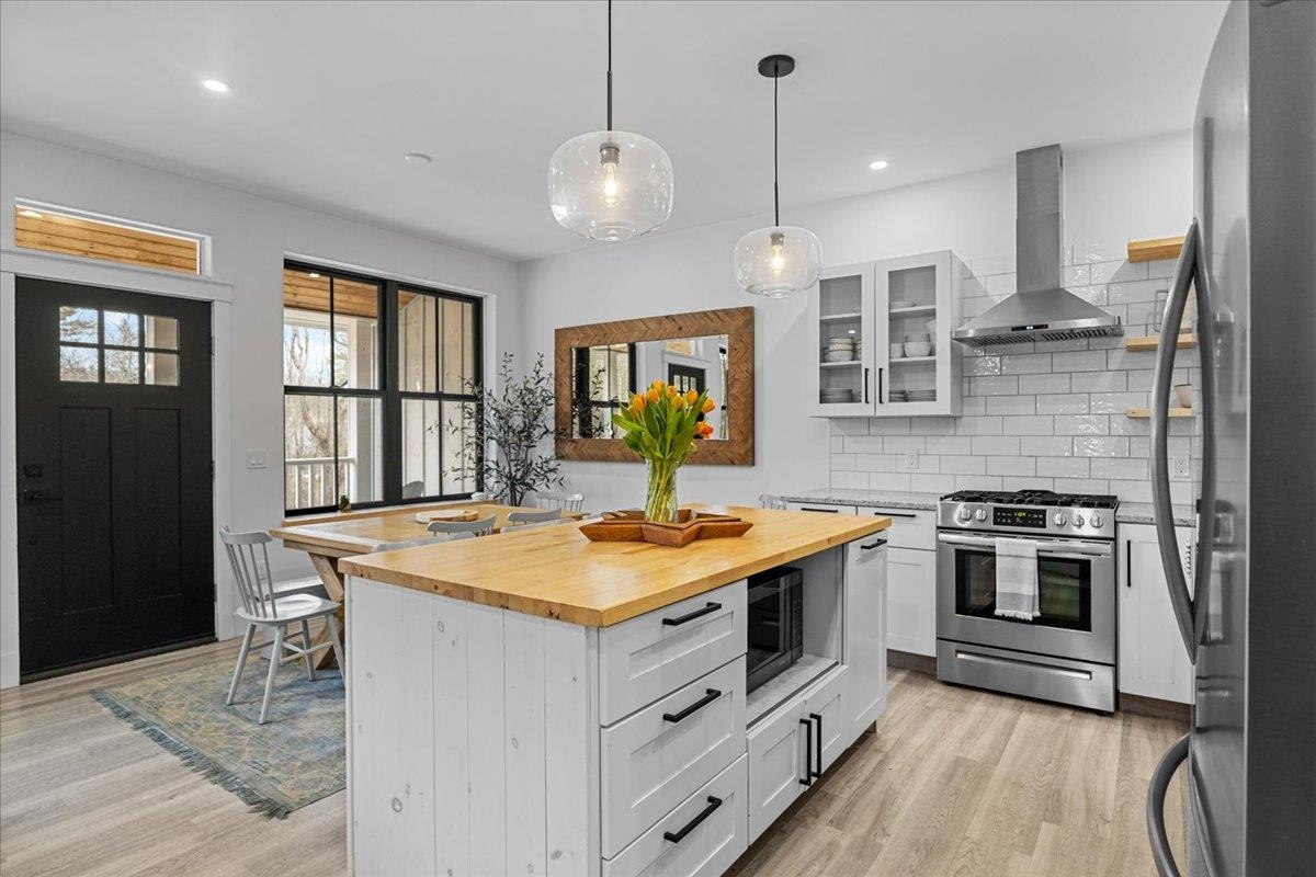 98 Hill Street Unit: #5