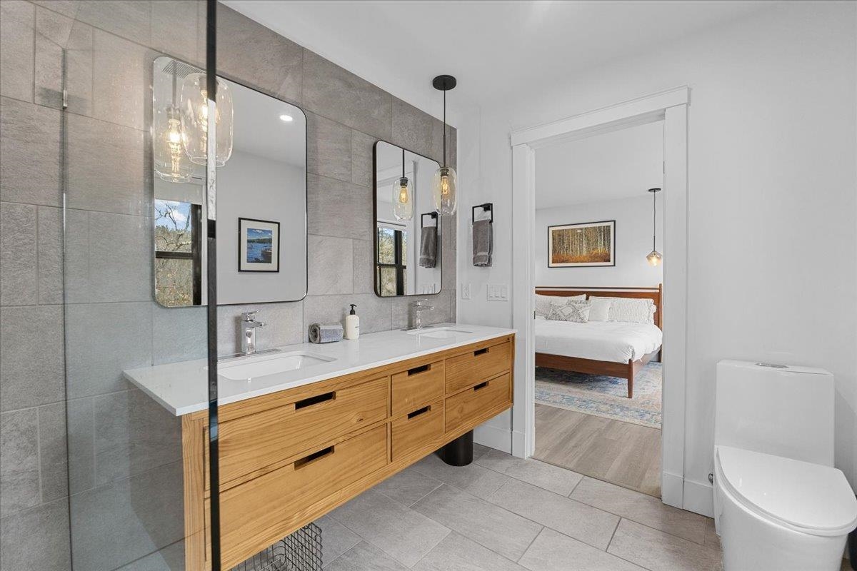 98 Hill Street Unit: #5