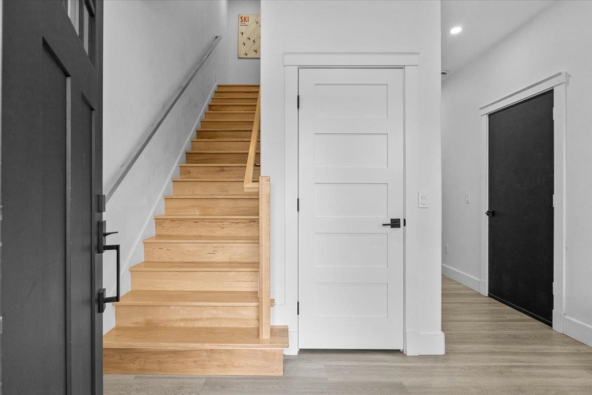 98 Hill Street Unit: #5