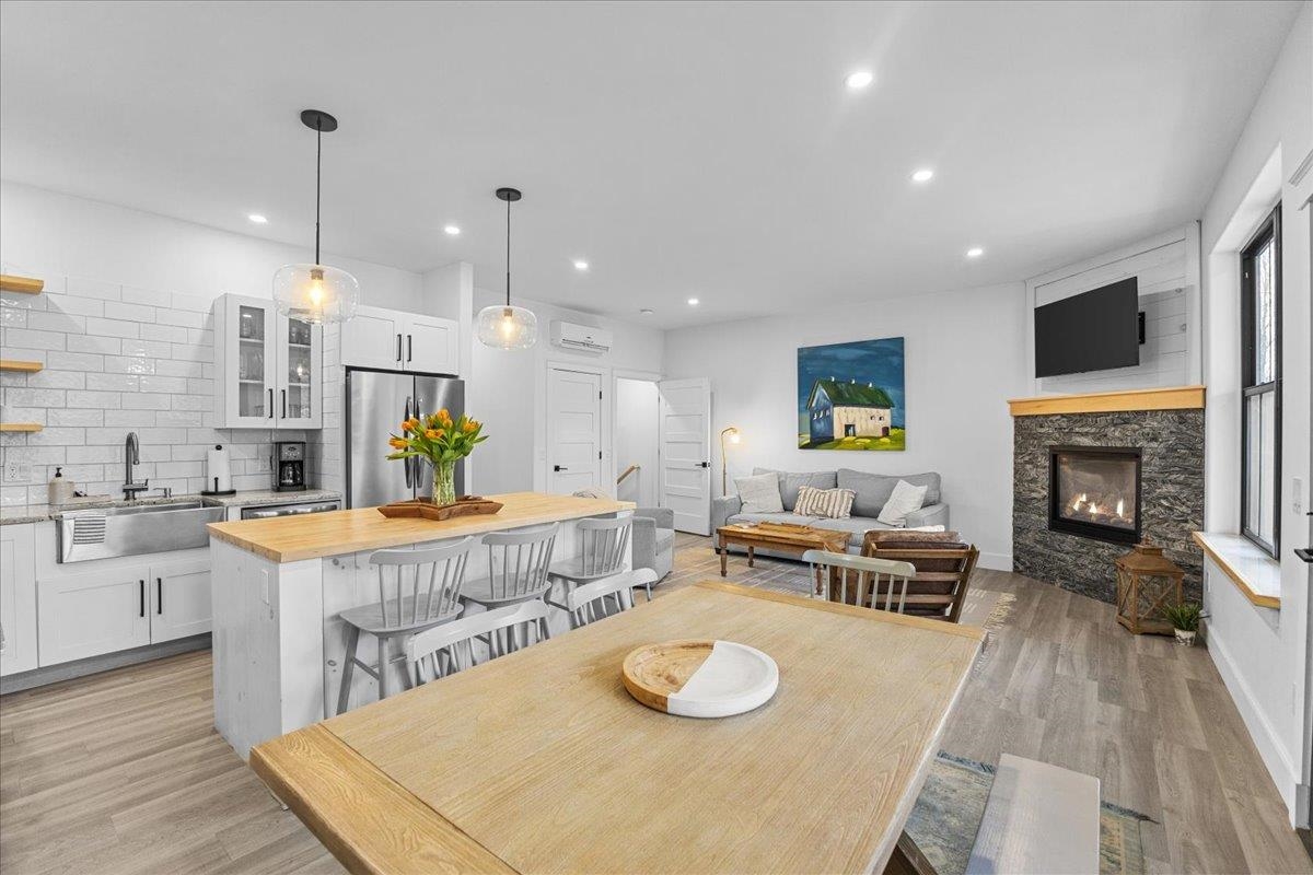 98 Hill Street Unit: #5