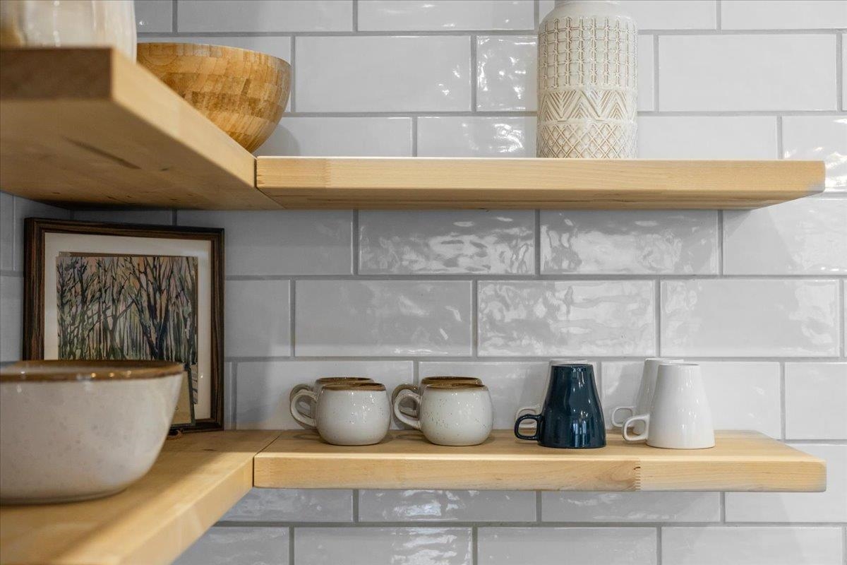 98 Hill Street Unit: #5