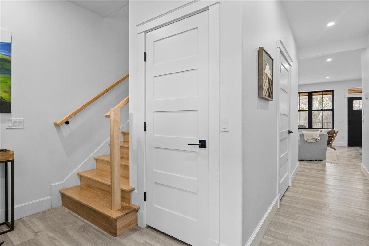 98 Hill Street Unit: #5