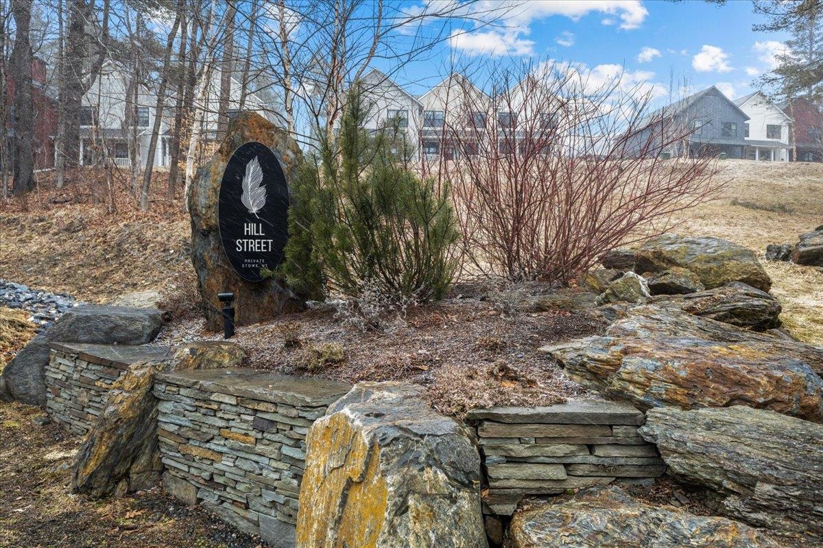 98 Hill Street Unit: #5