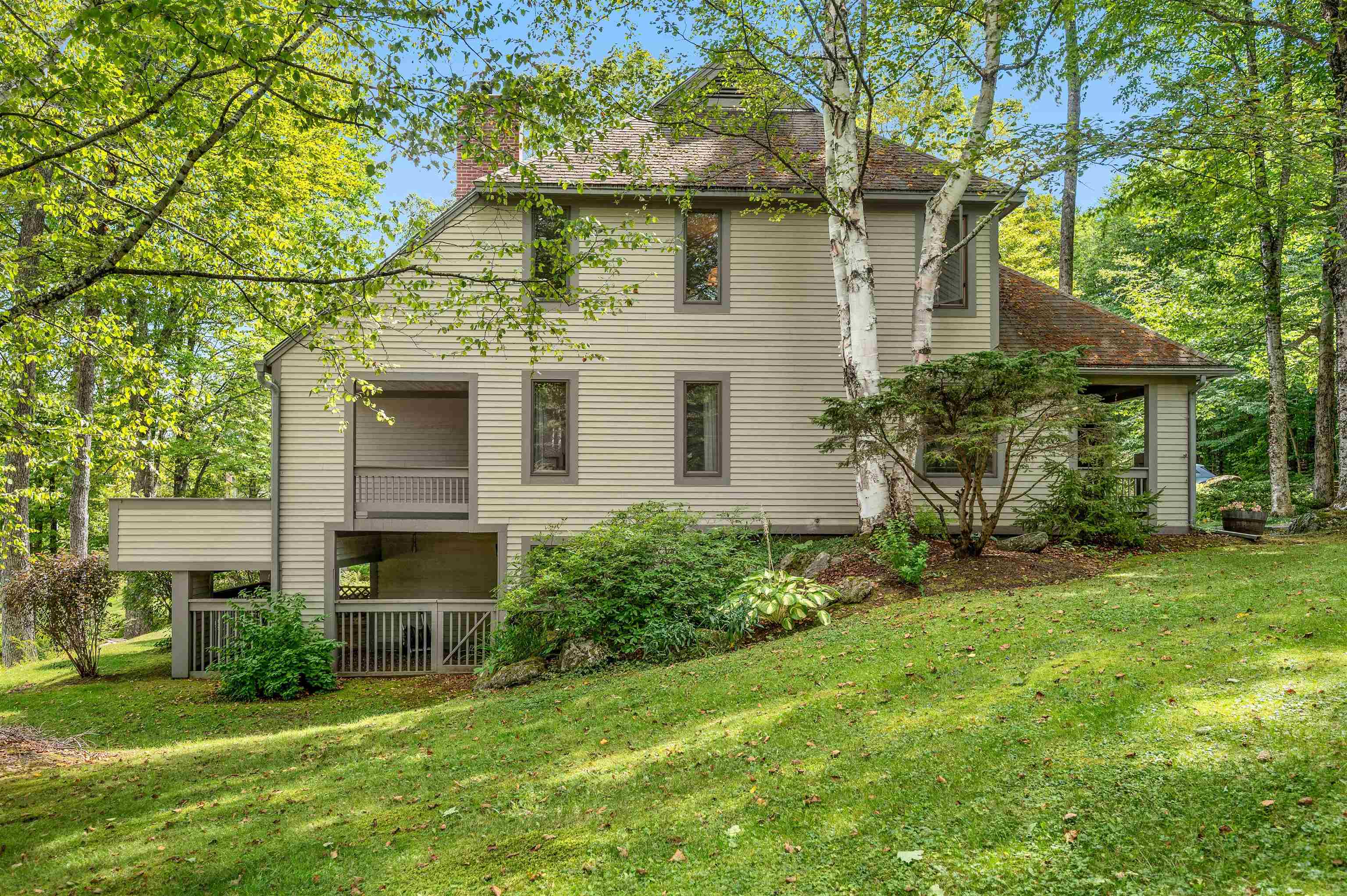 1171 Brook Road Unit: 14