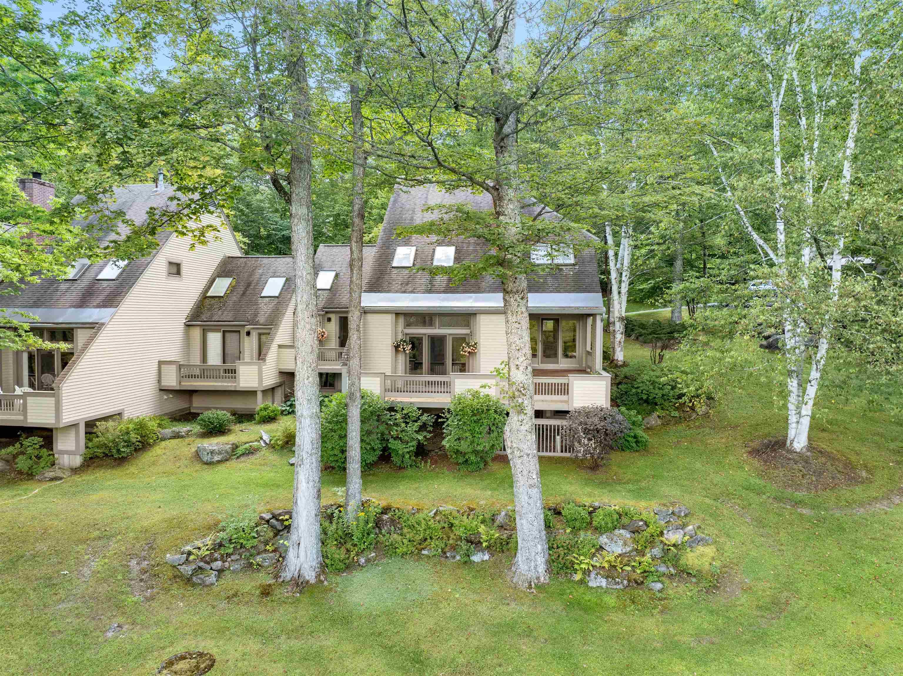 1171 Brook Road Unit: 14