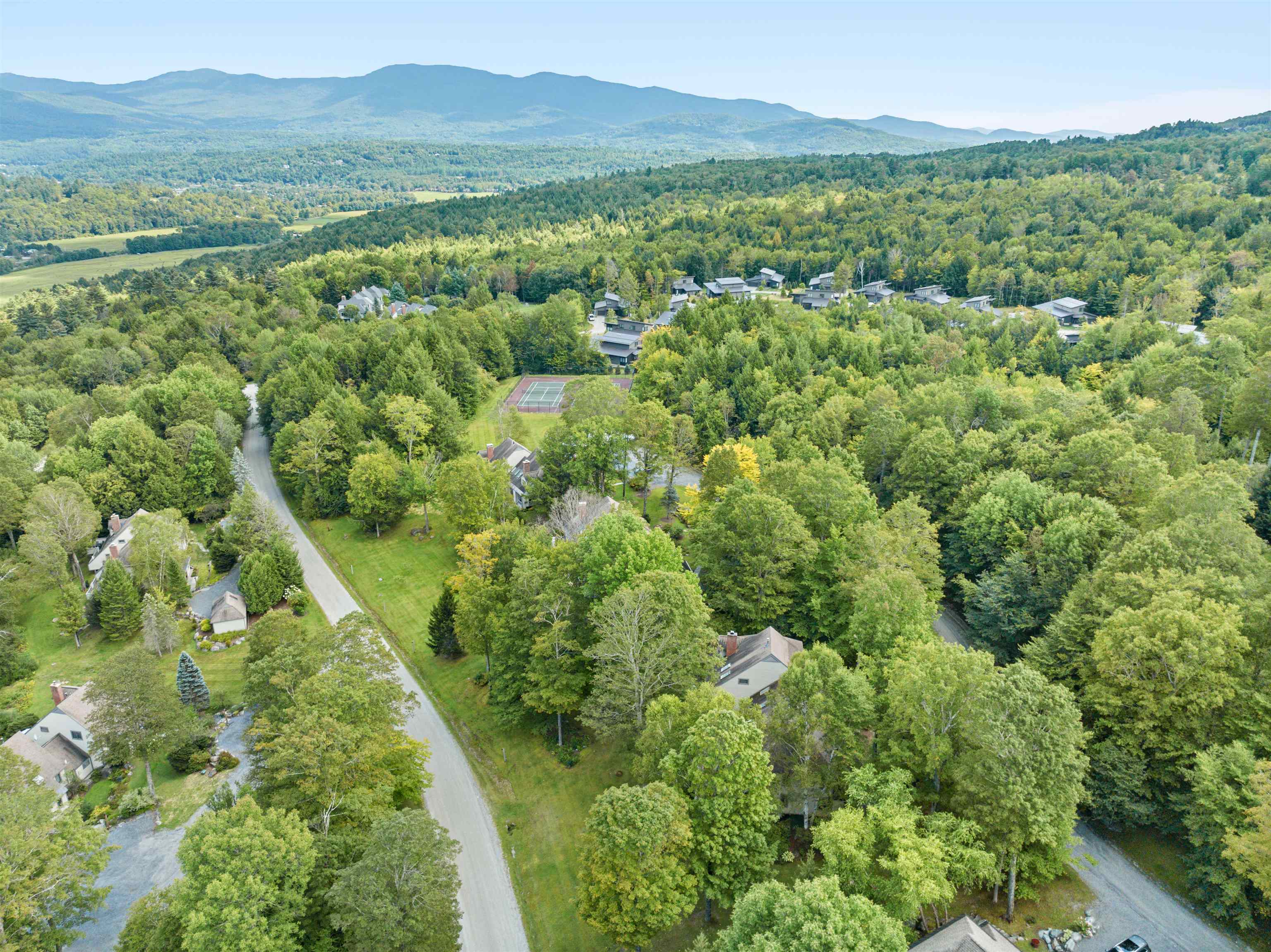 1171 Brook Road Unit: 14