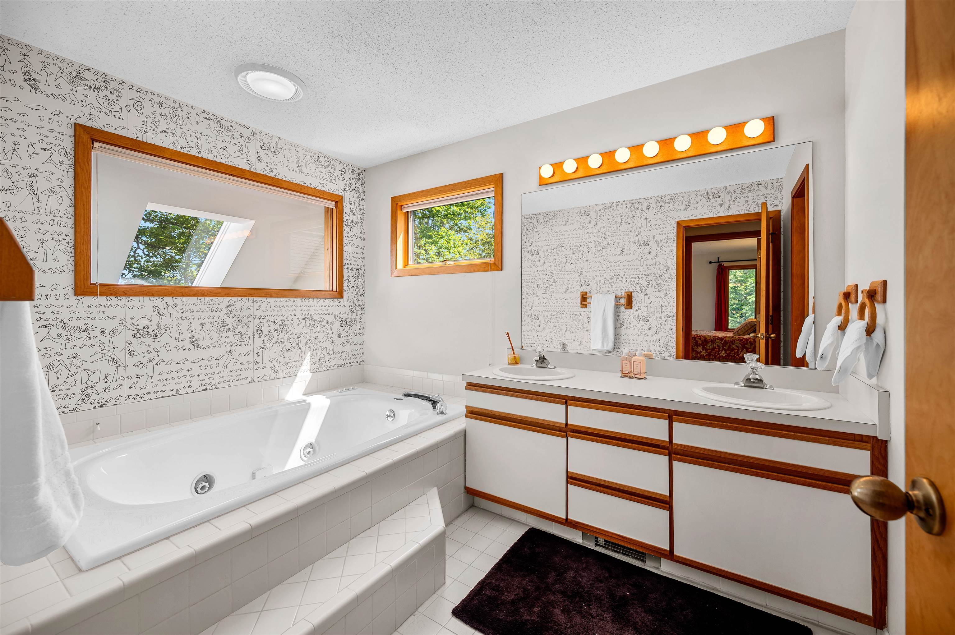 1171 Brook Road Unit: 14