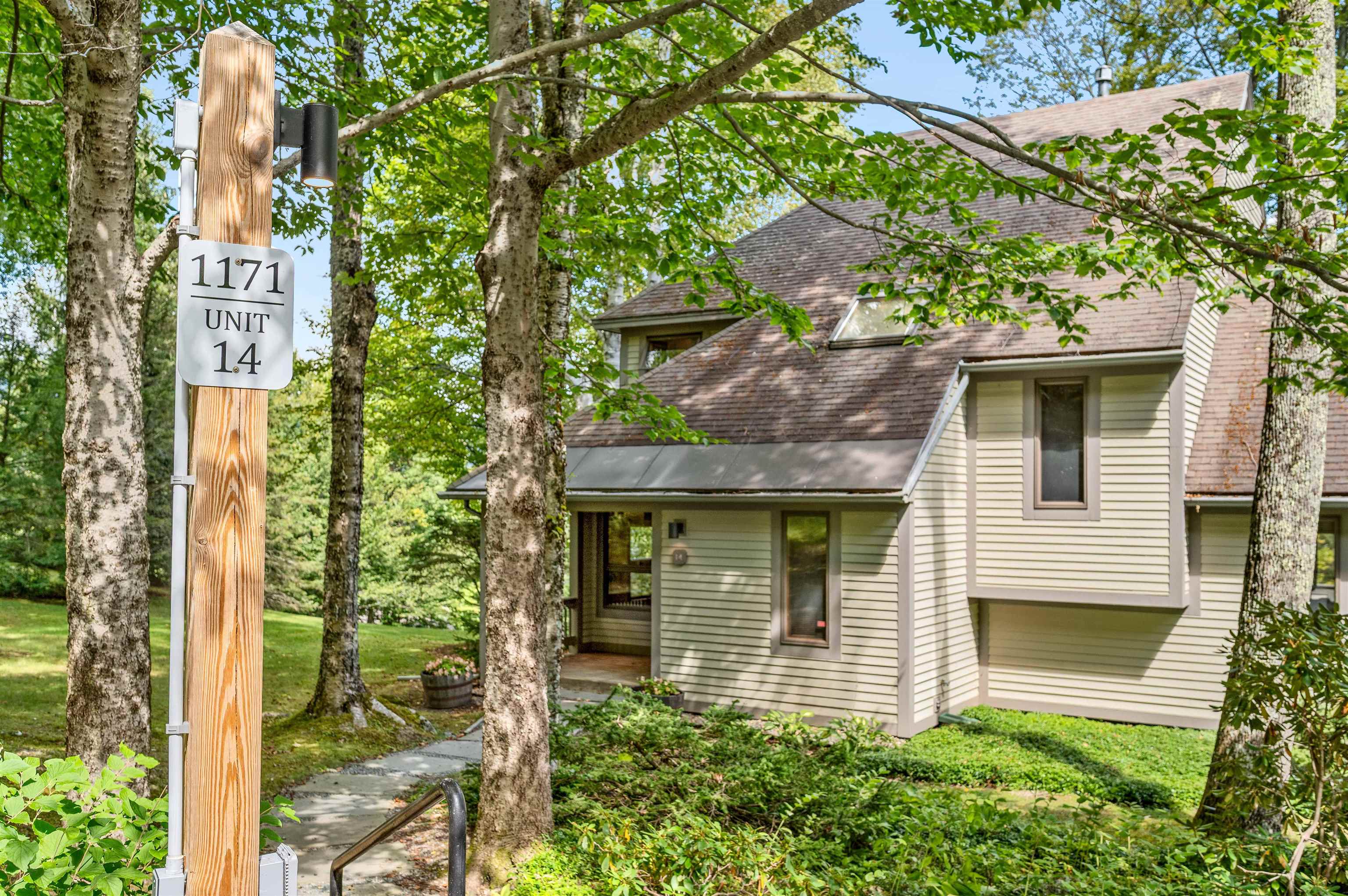 1171 Brook Road Unit: 14
