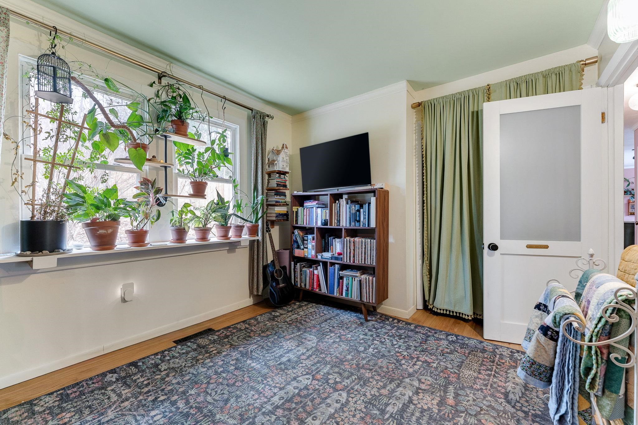 53 Sandhill Road
