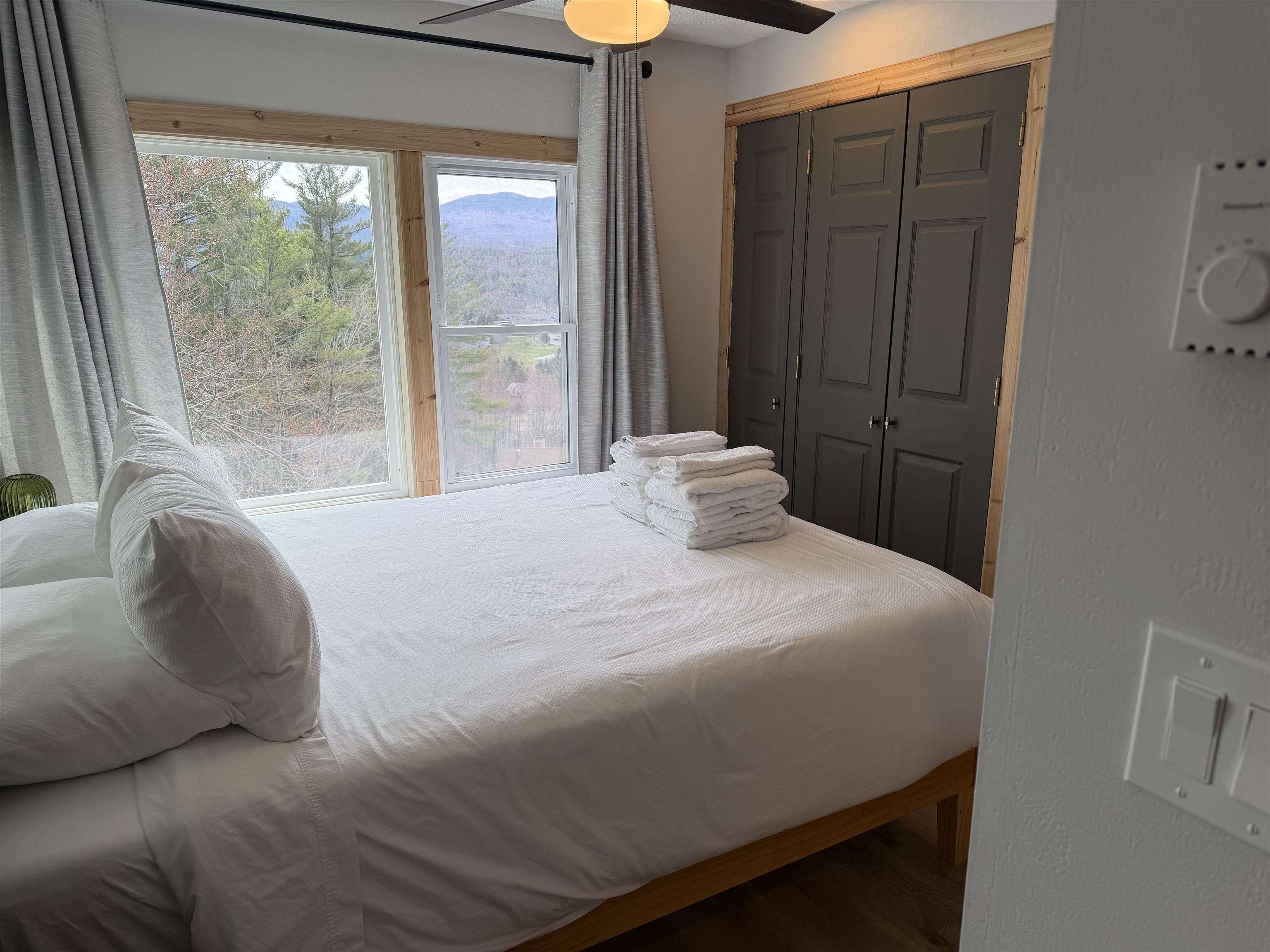 220 Mountainside Drive Unit: 402