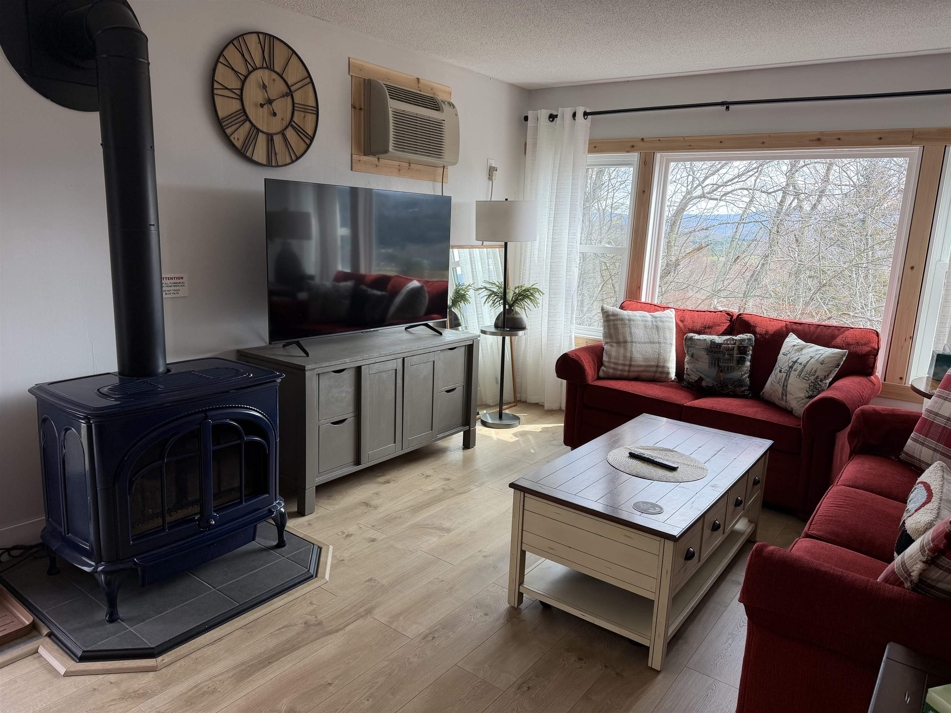 220 Mountainside Drive Unit: 402