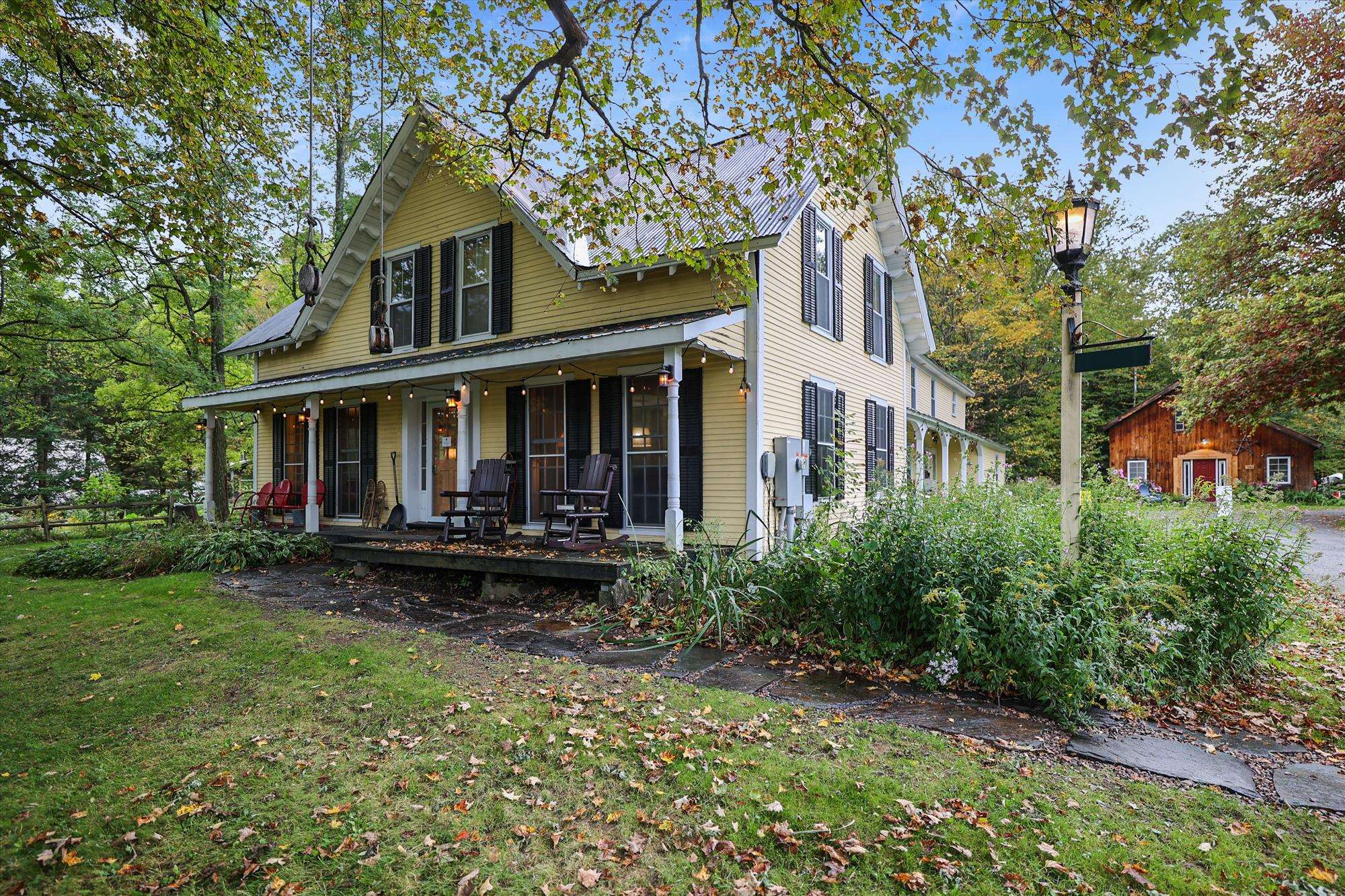 1460 Main Street
