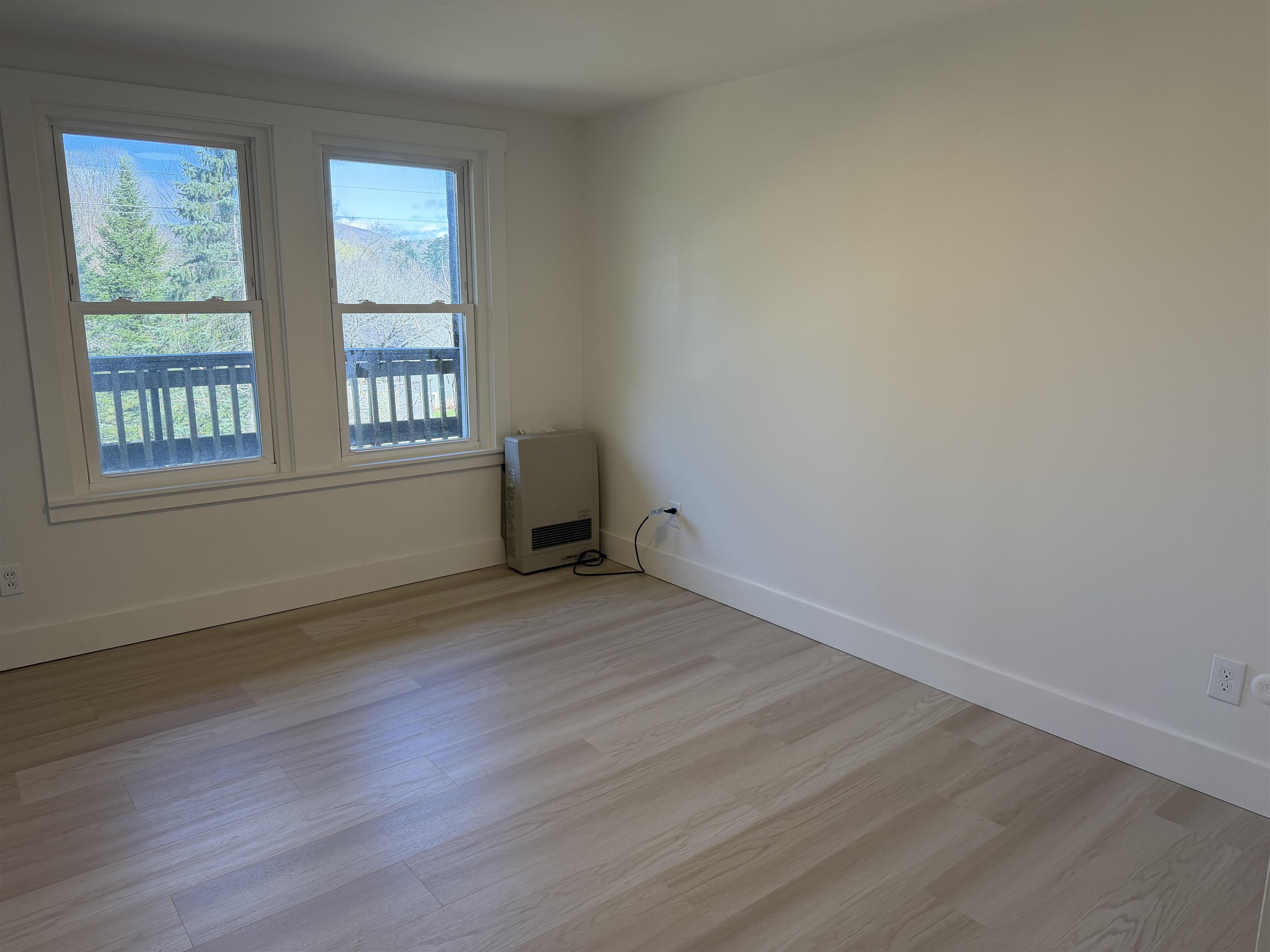 473 Maple Street Unit: 5