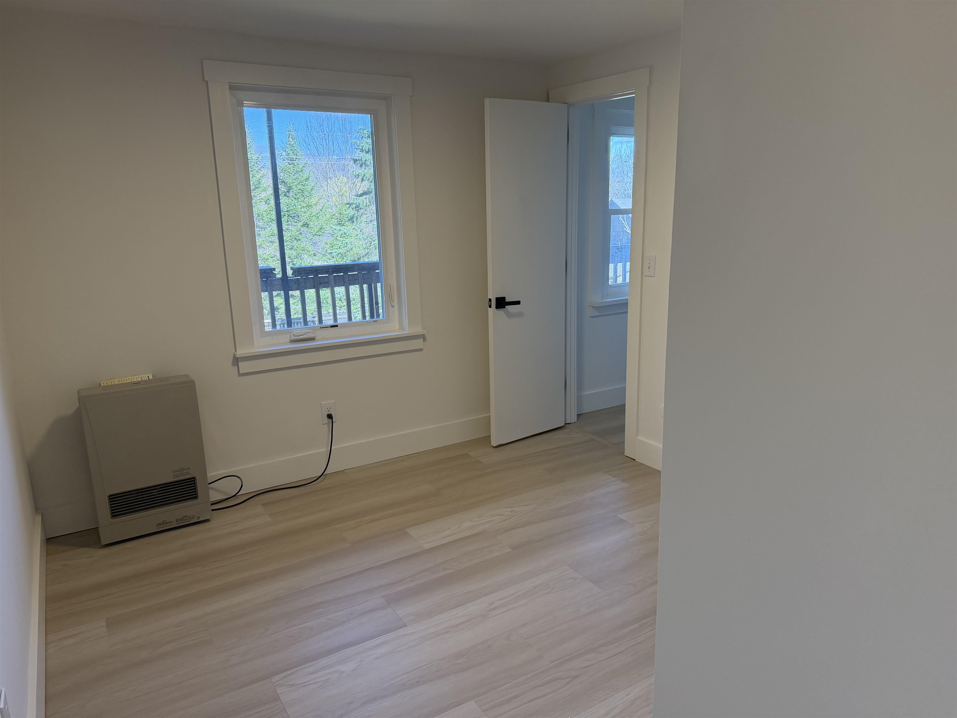 473 Maple Street Unit: 5