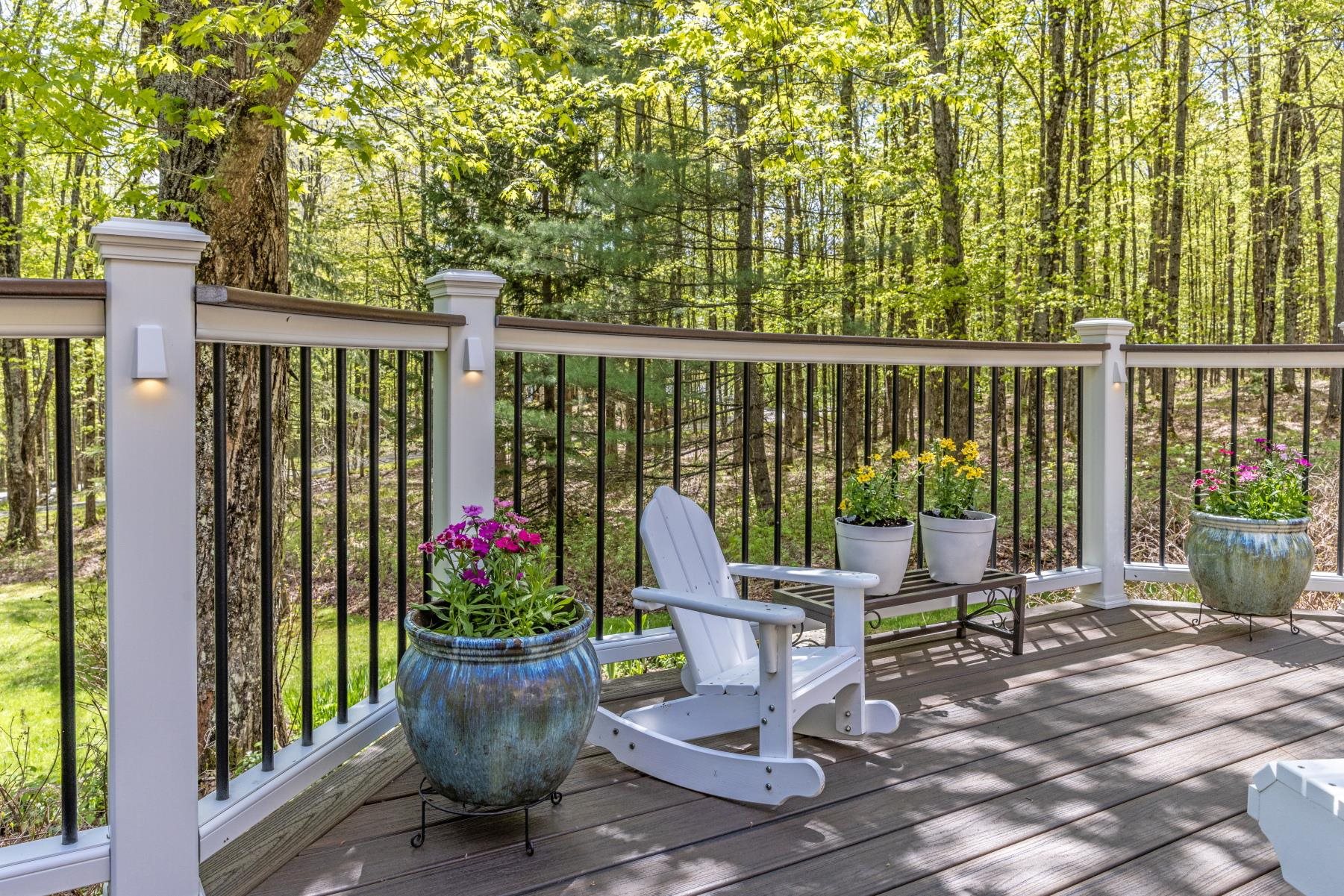 409 Hollow View Road