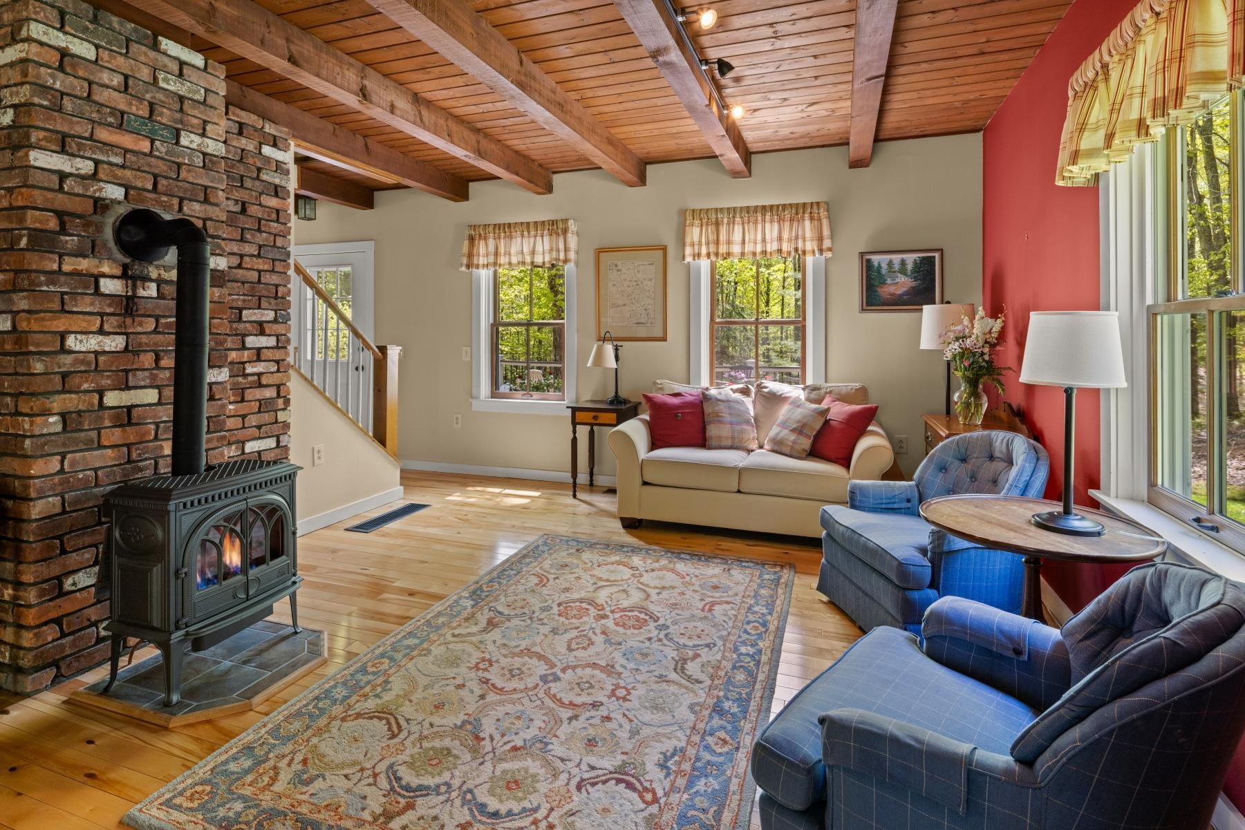 409 Hollow View Road
