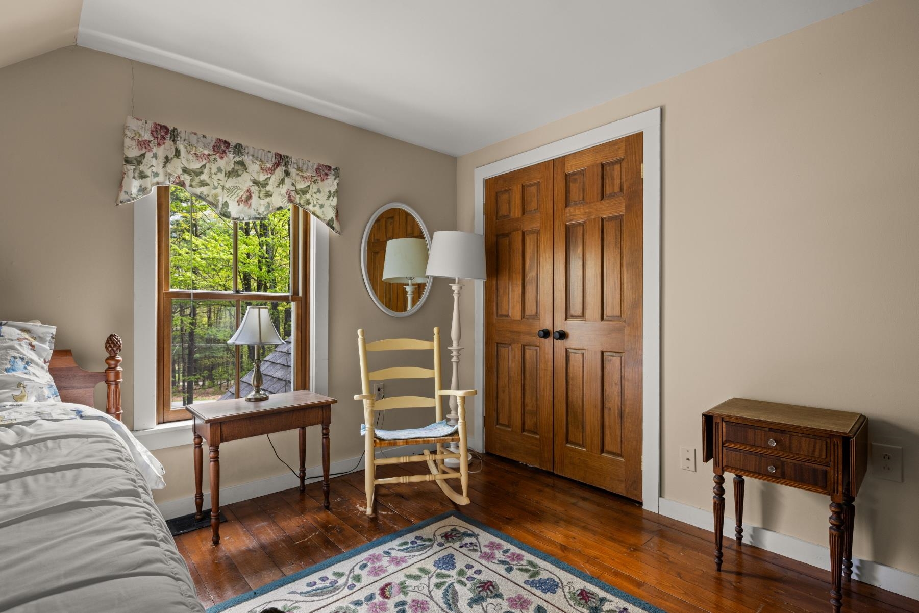409 Hollow View Road