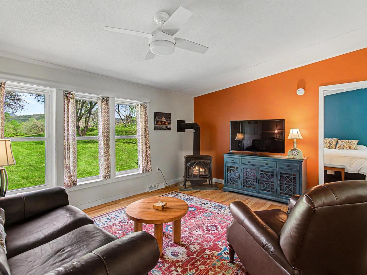 135 Duxfarm Estates