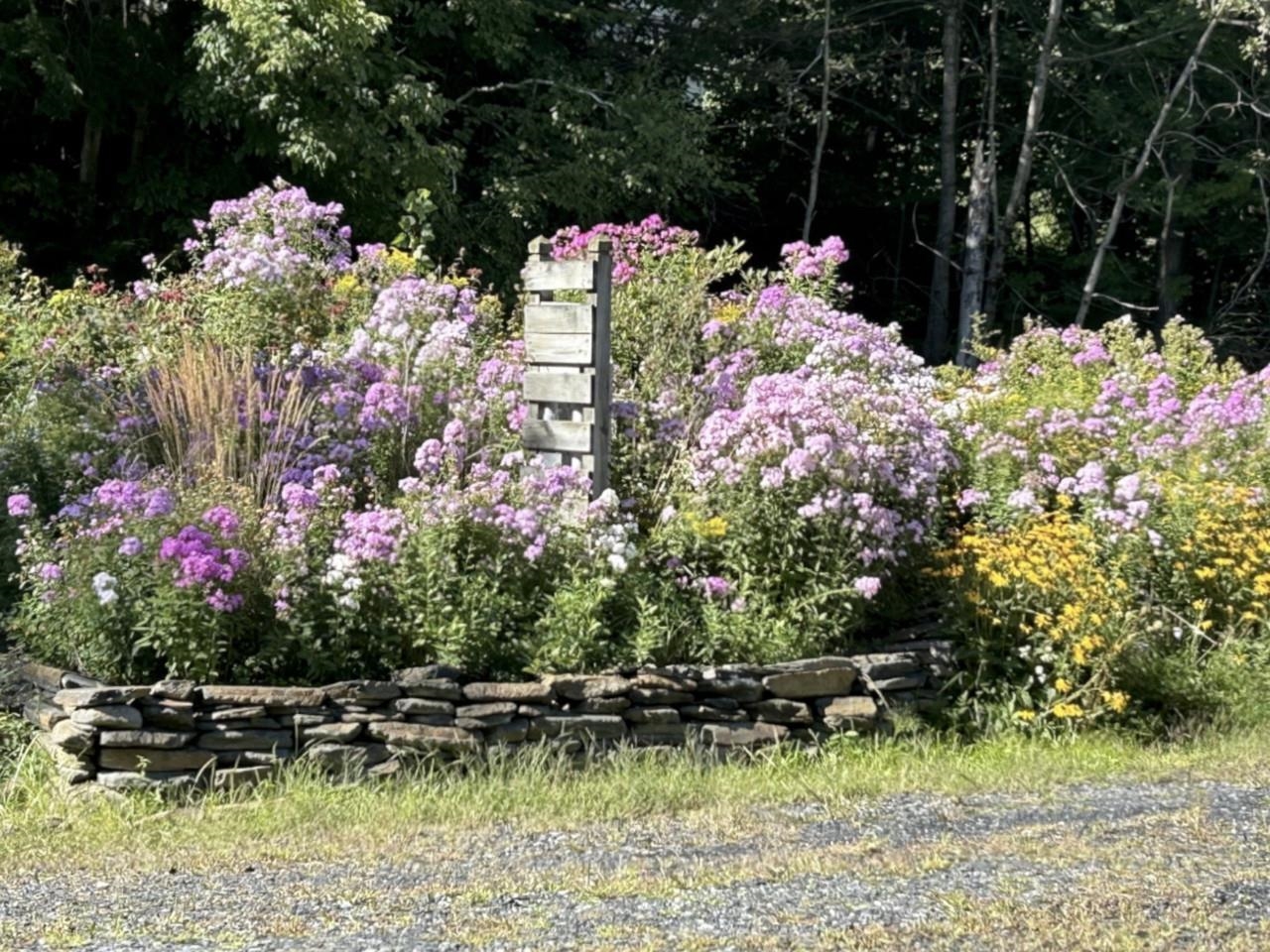 135 Duxfarm Estates