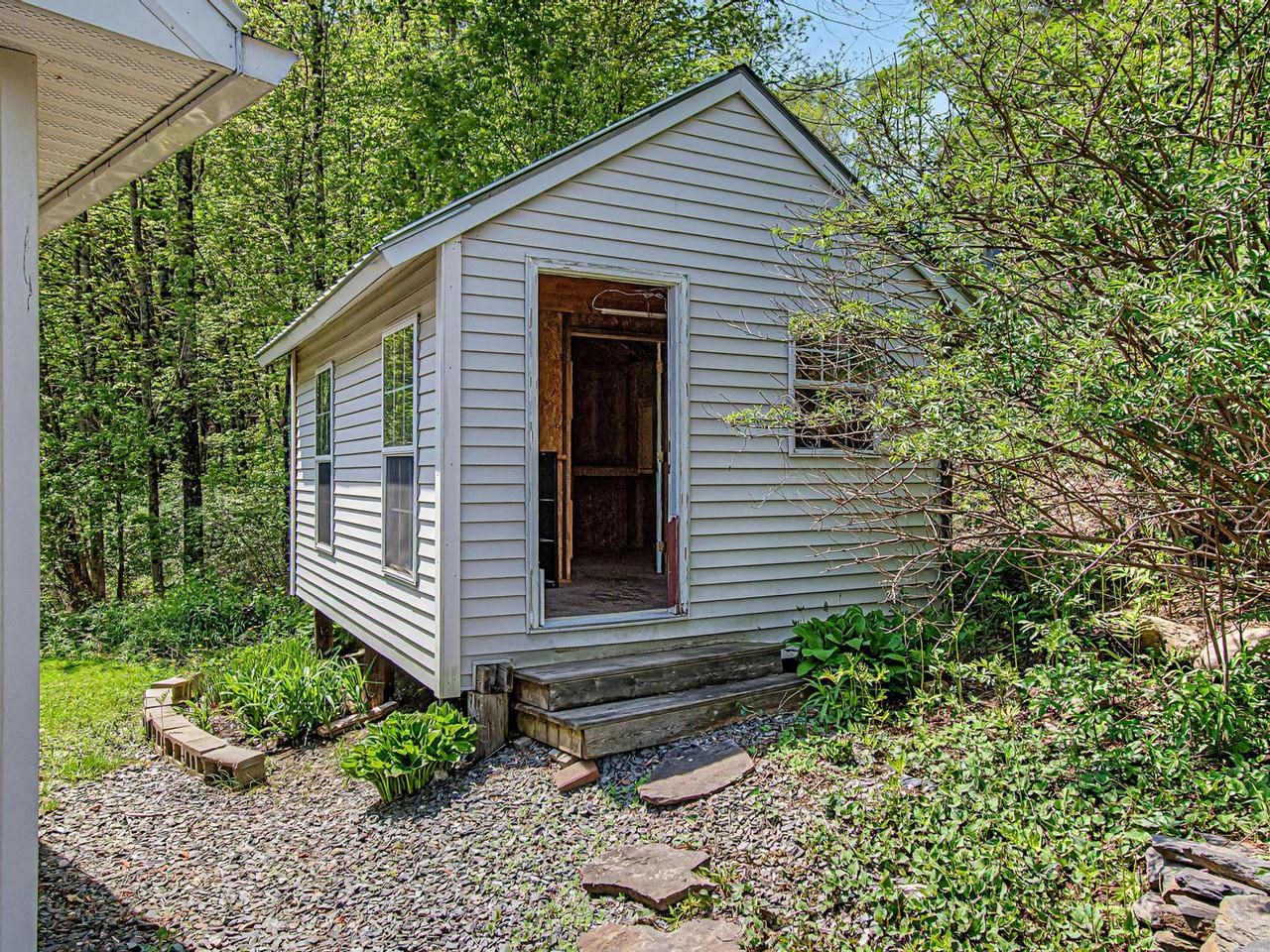 135 Duxfarm Estates