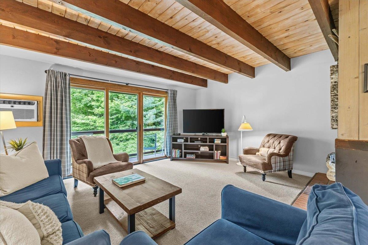277 Topnotch Drive Unit: 462