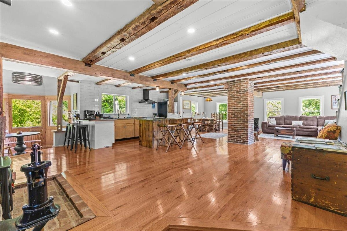 488 Beach Road