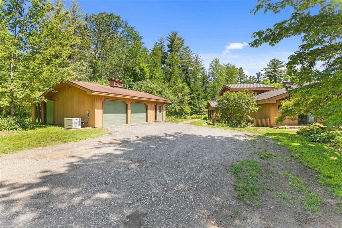 885 Cemetery Road