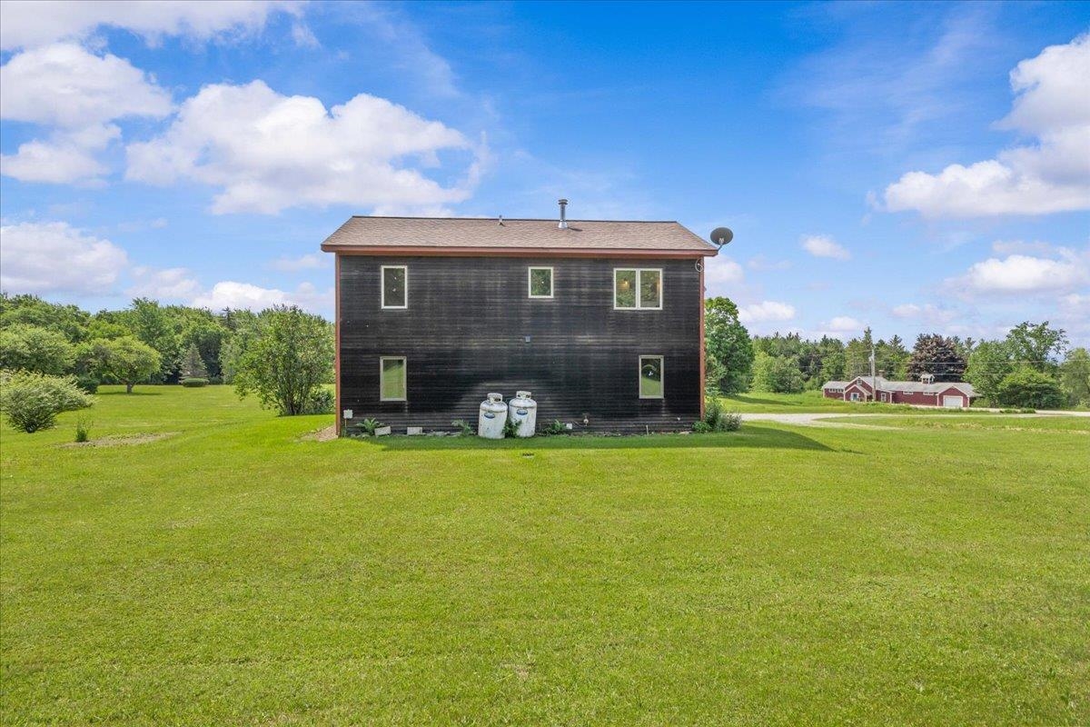 1992 West Hill Road