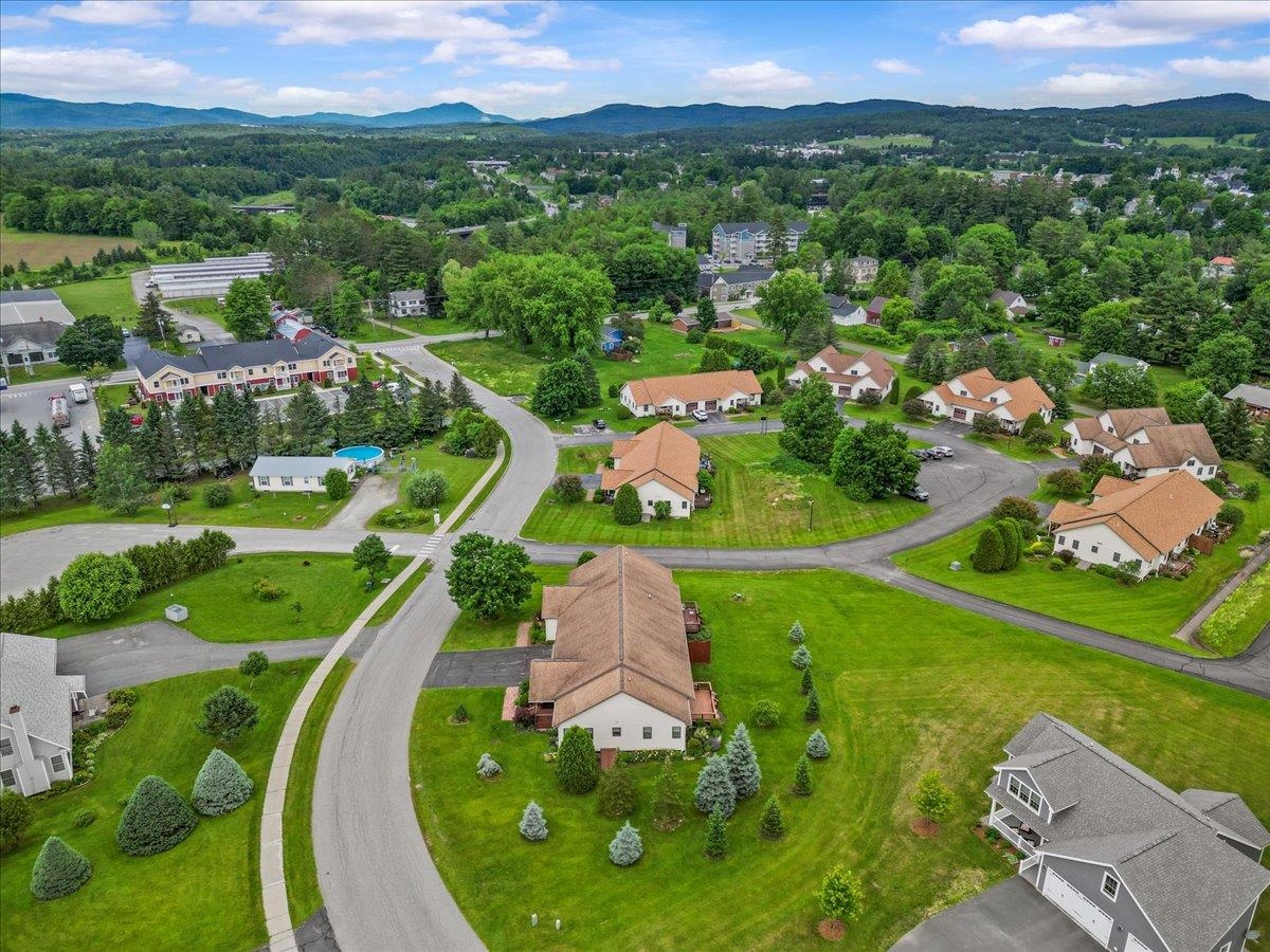 55 Jersey Way Unit: B10