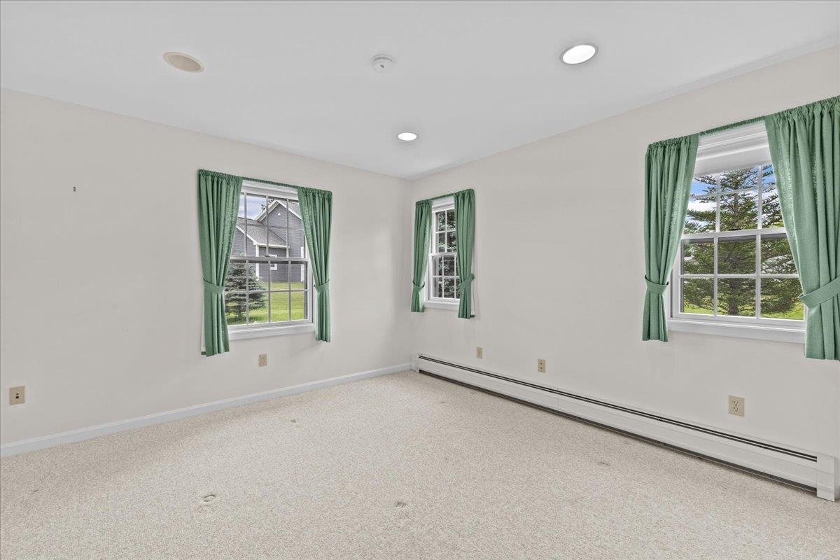 55 Jersey Way Unit: B10