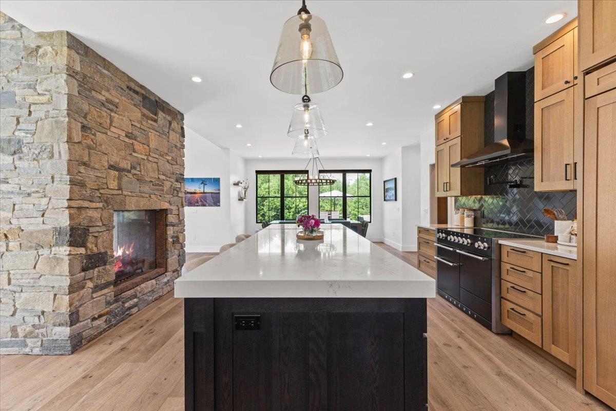 195 Elmore Mountain Road