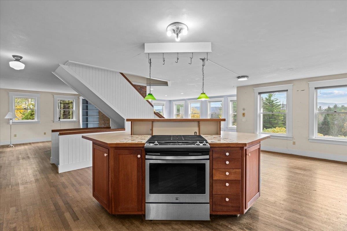 243 Lyle McKee Road