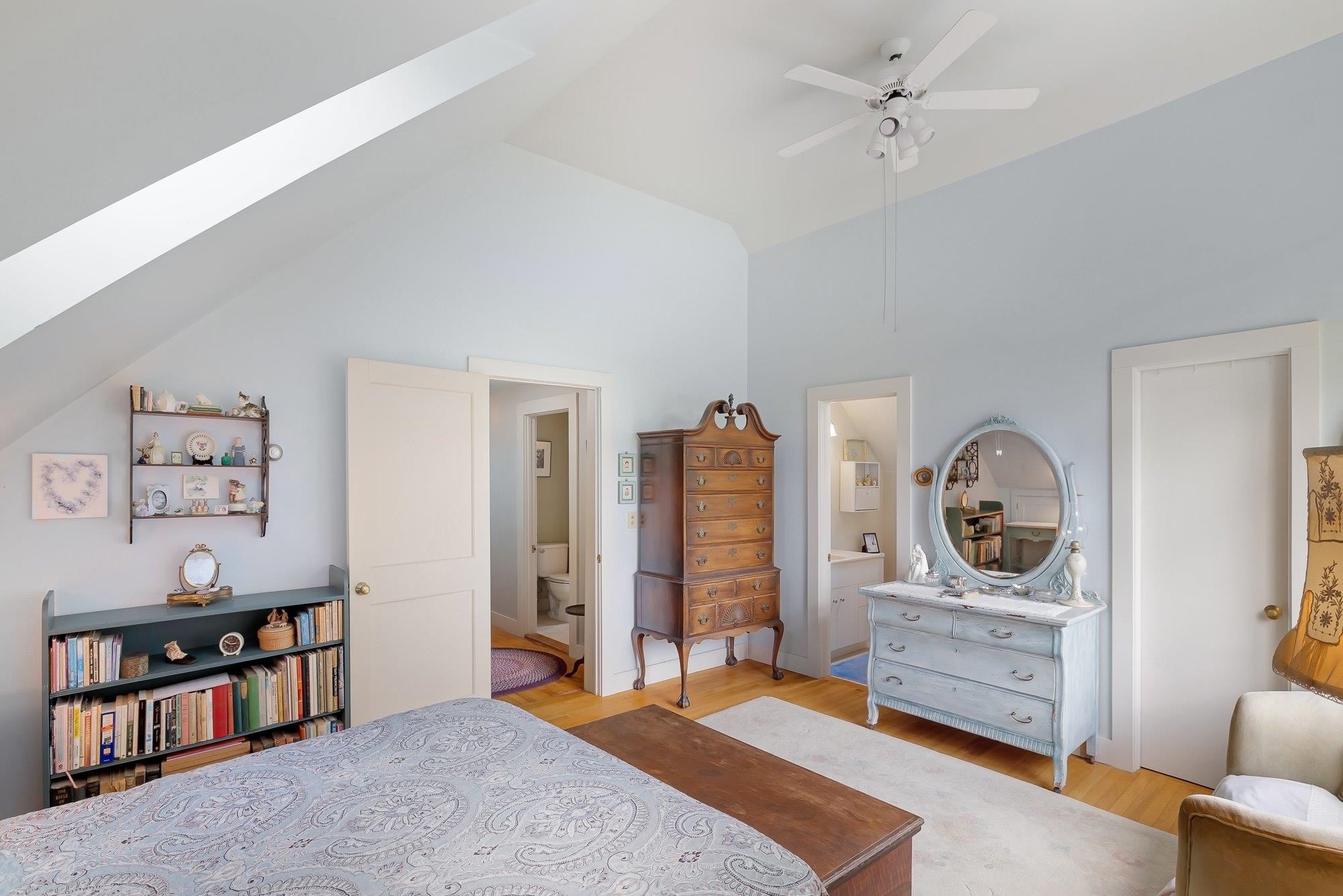 1069 East Warren Road