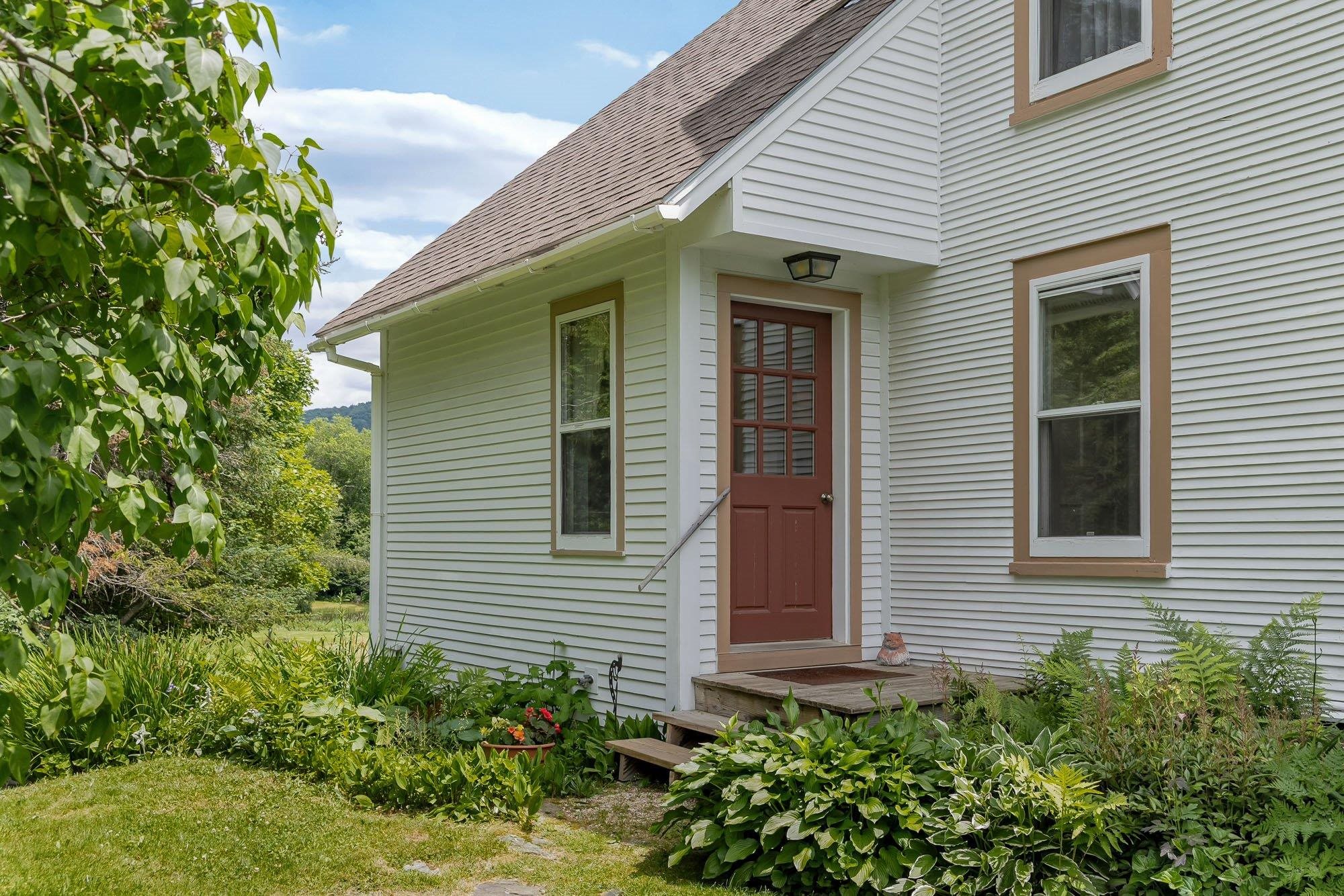 1069 East Warren Road