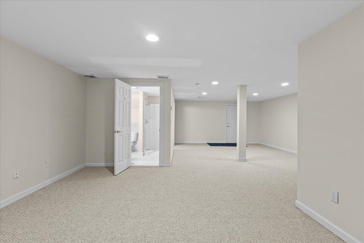 654 Topnotch Drive Unit: 654B
