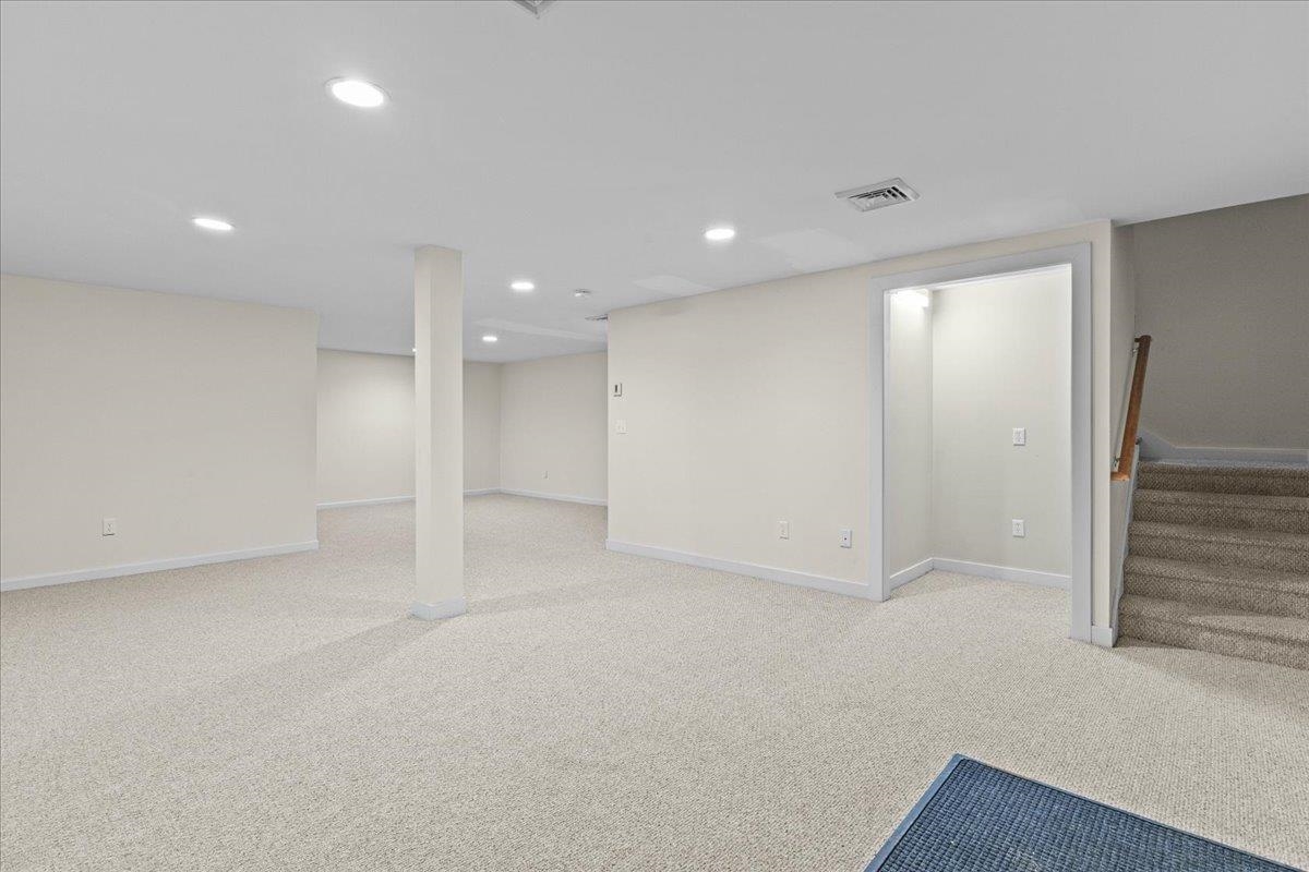 654 Topnotch Drive Unit: 654B