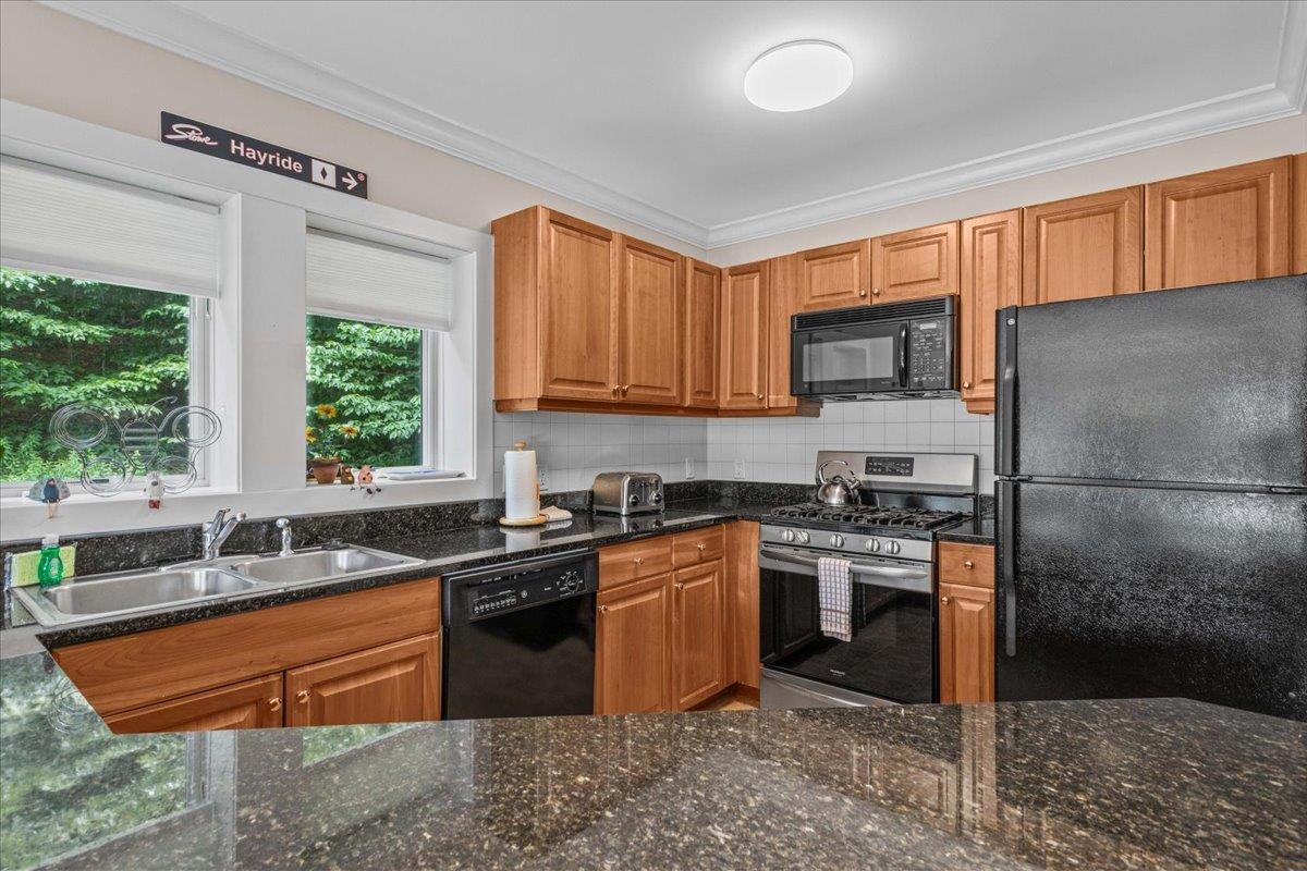 654 Topnotch Drive Unit: 654B